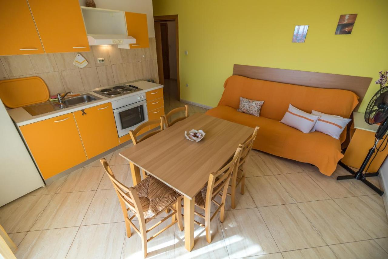 Katarina Apartments Rab Town Ngoại thất bức ảnh